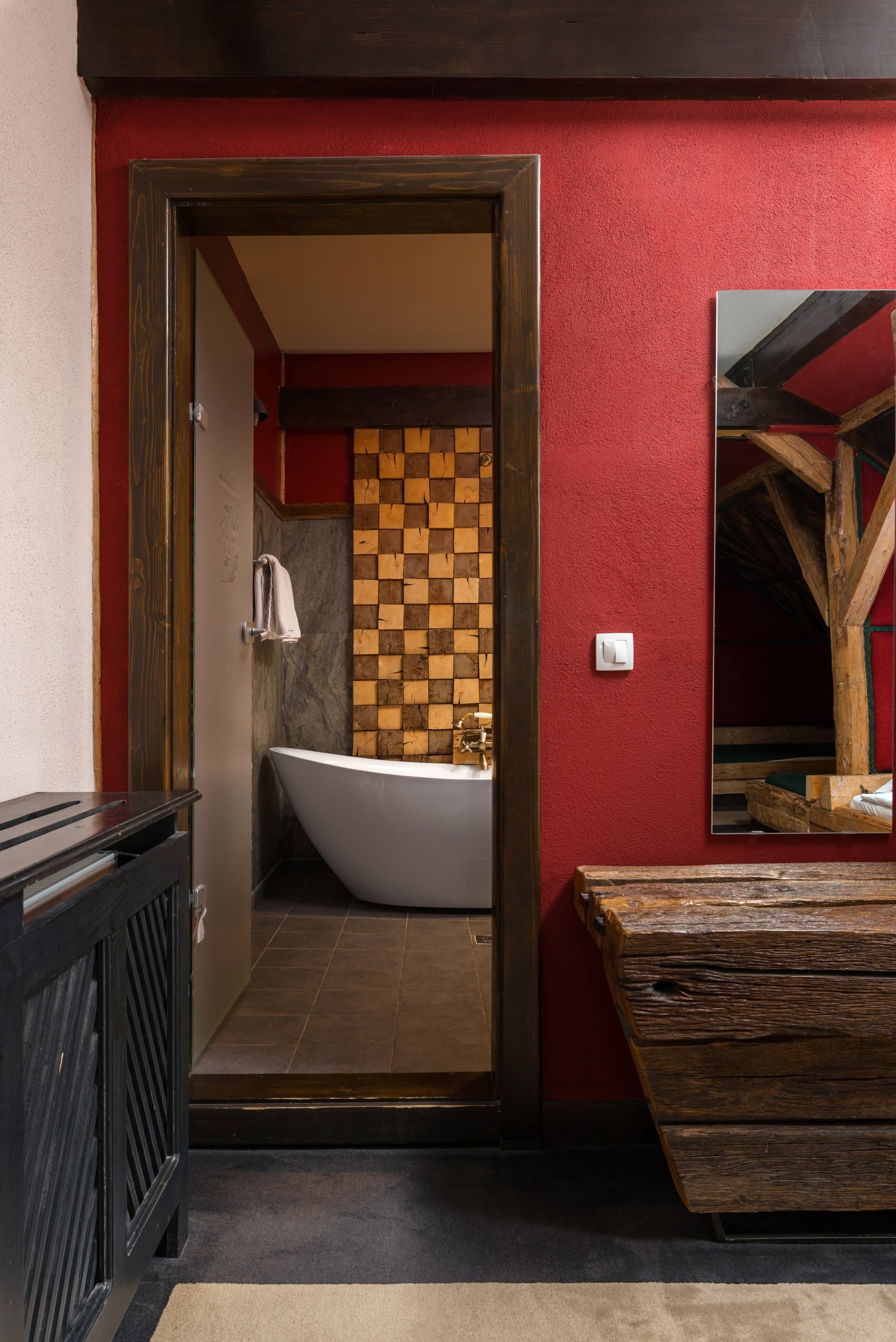 Carpenter's Room - gallery 3