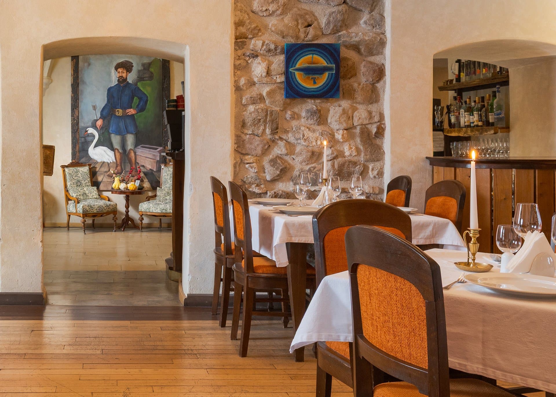 Dining gallery image 18