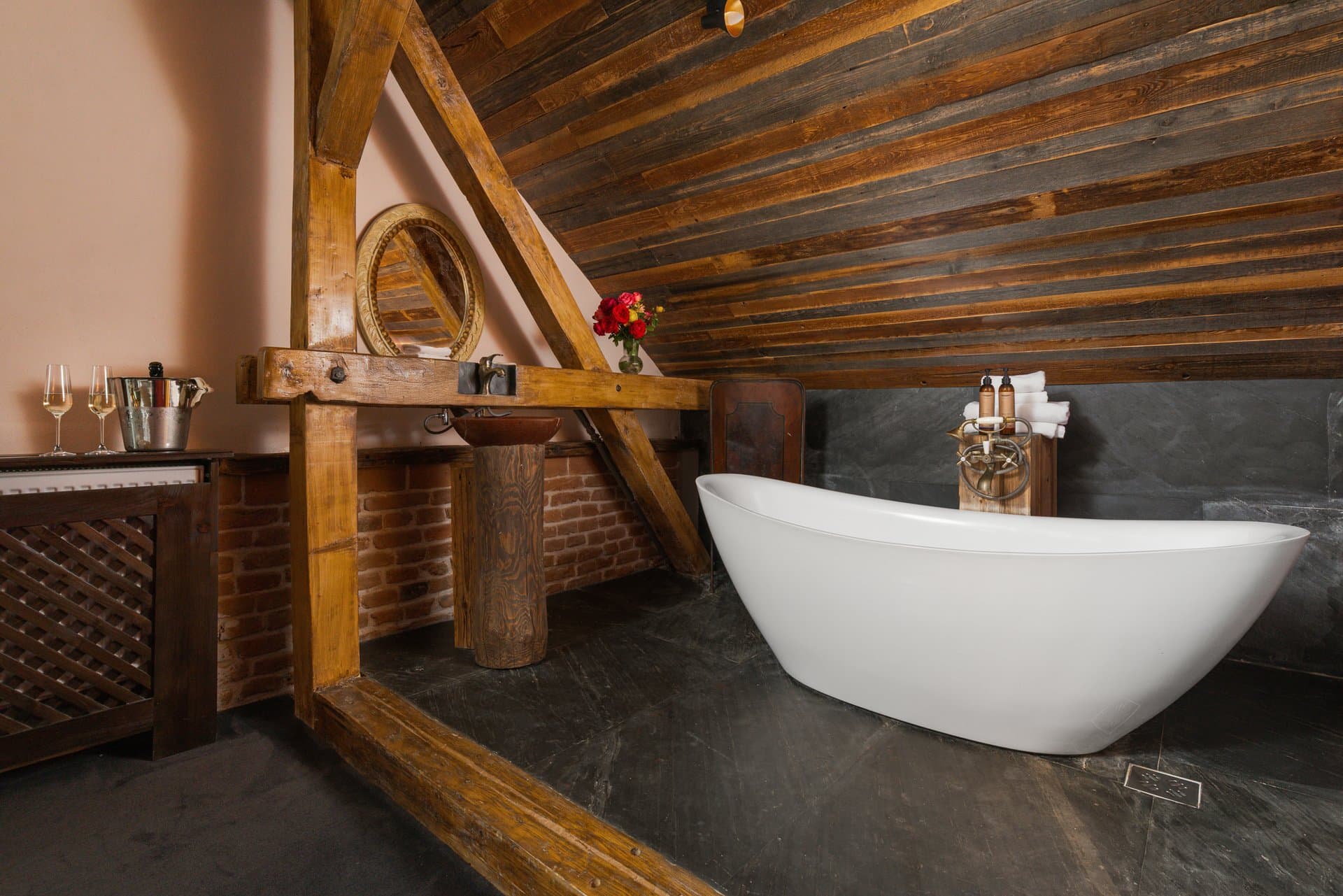 Catharina's Boudoir - gallery 2