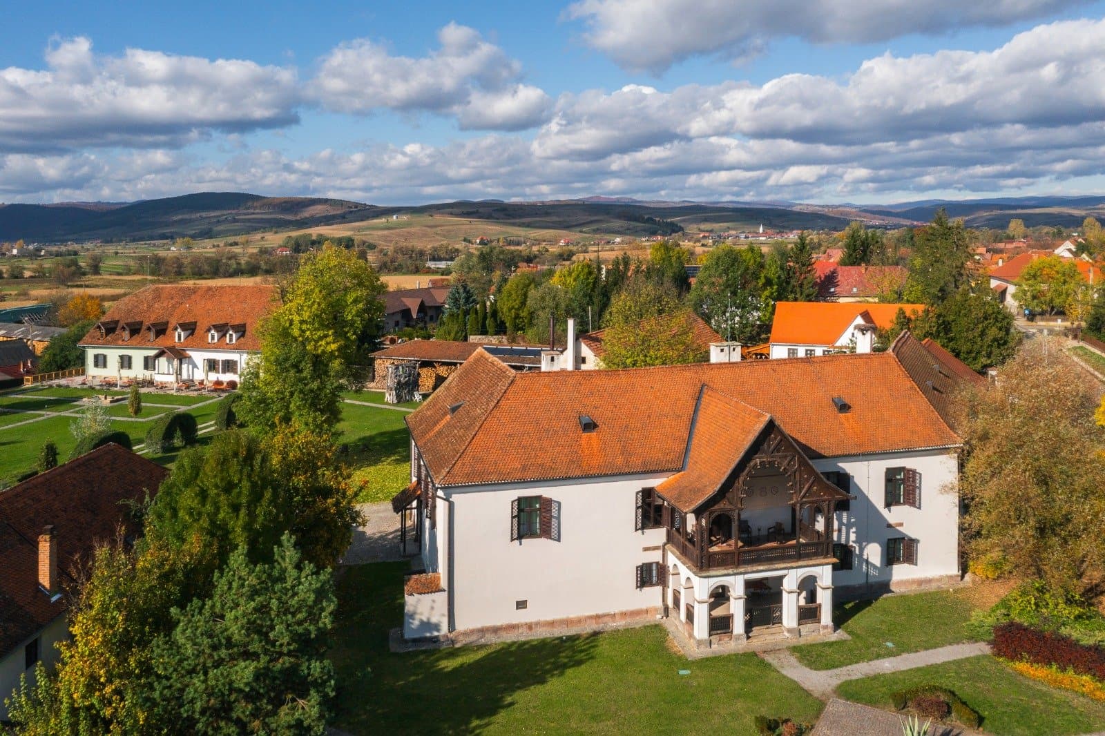 Daniel Castle aerial view of the estate